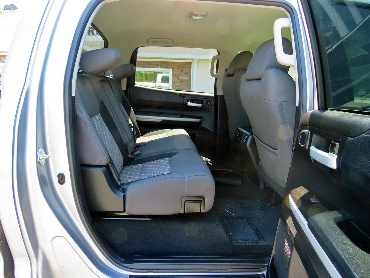 Used 2021 Toyota Tundra SR5 AWD/4WD image 17