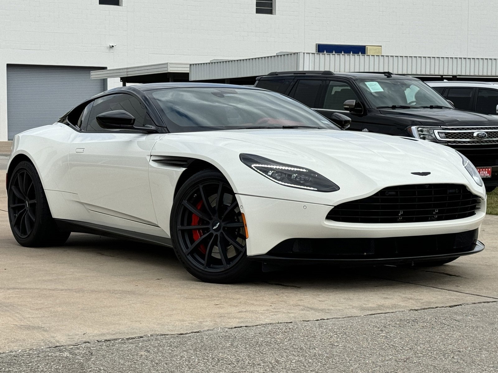 Used 2022 Aston Martin DB11 Coupe