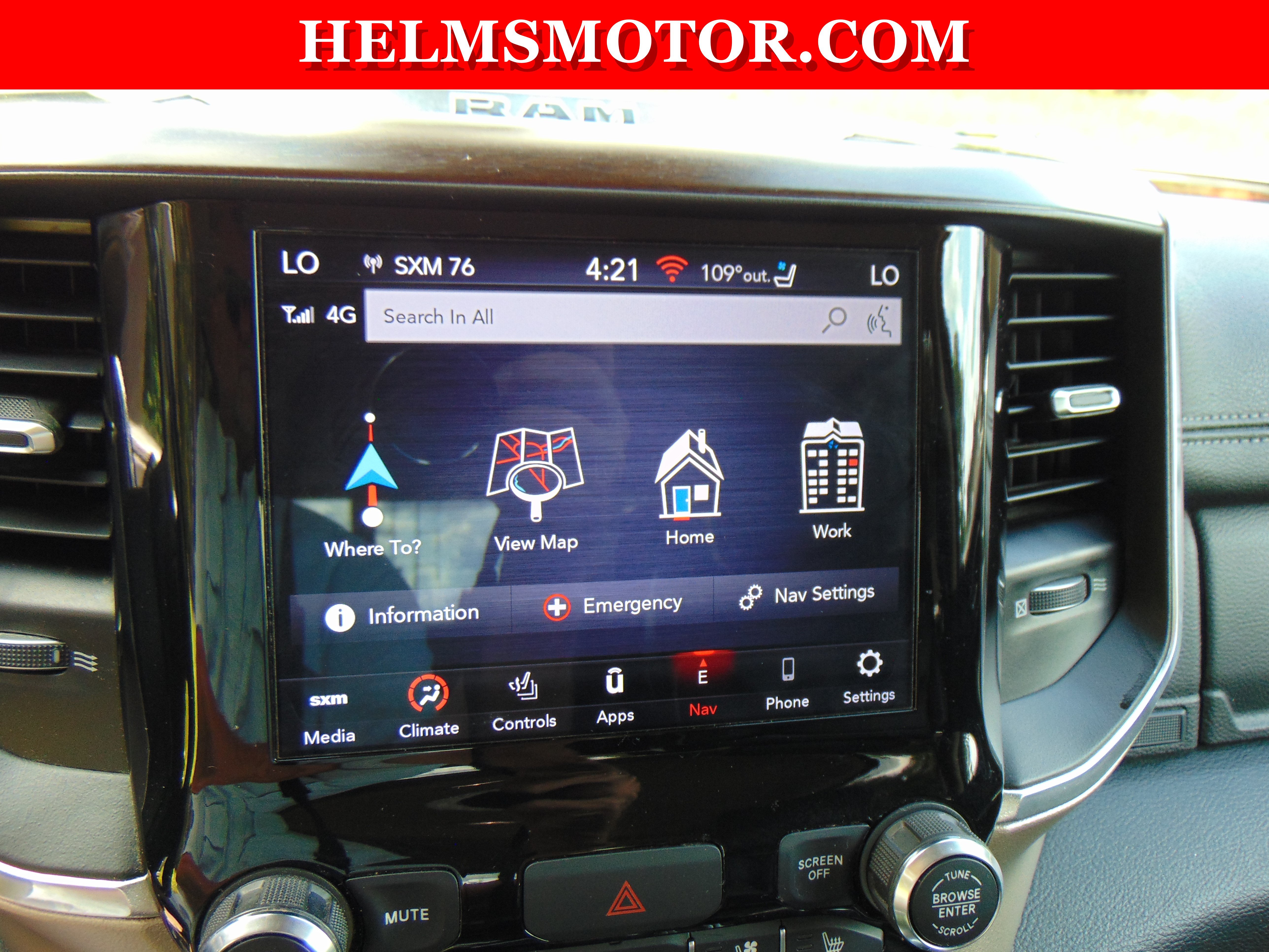 Used 2021 RAM 1500 Laramie AWD/4WD image 34