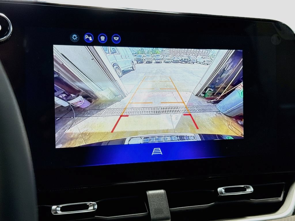 New 2027 Chevrolet Equinox LT w/ Convenience Package II FWD image 14