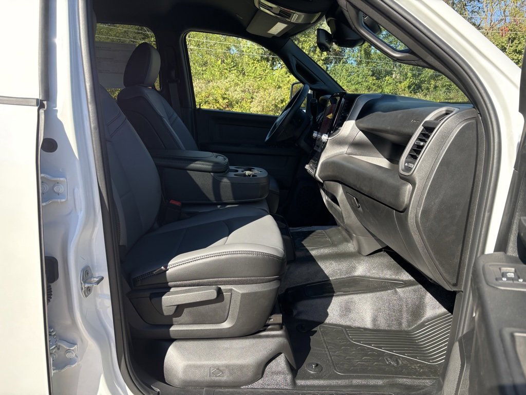 New 2026 RAM 3500 Tradesman image 32