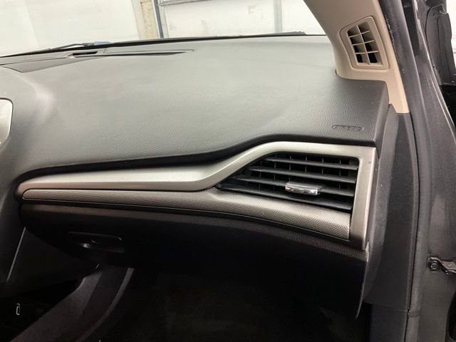 Used 2018 Ford Fusion SE w/ Fusion SE Technology Package image 10