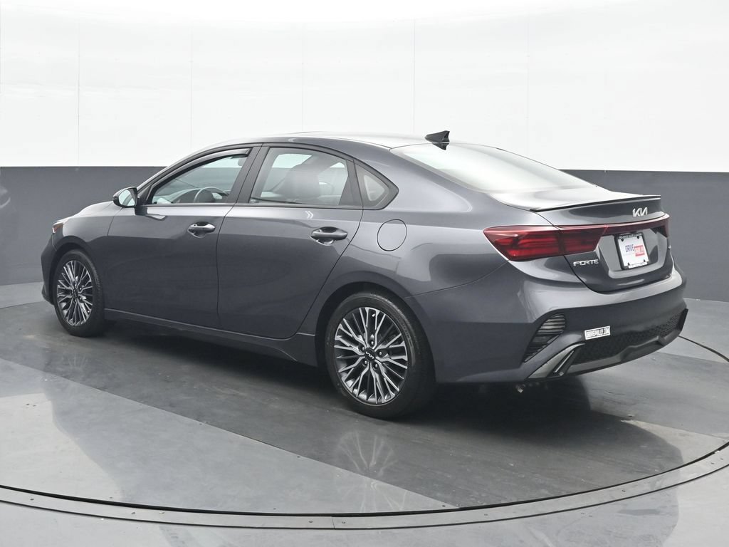 Used 2023 Kia Forte GT-Line w/ GT-Line Premium Package FWD image 4