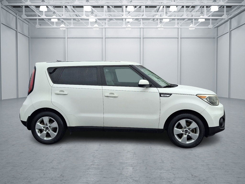 Used 2018 Kia Soul w/ Convenience Package image 6