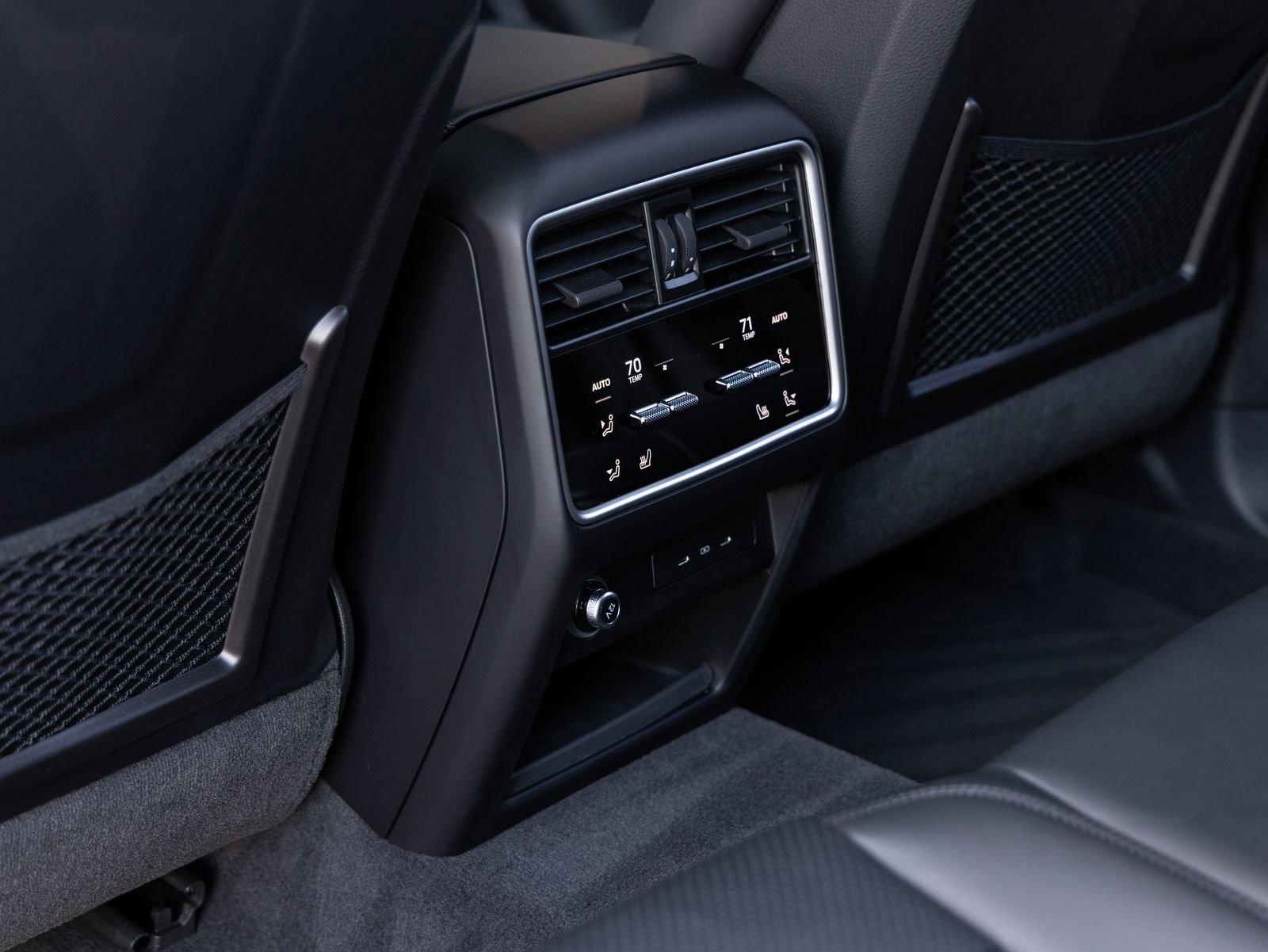 Certified 2025 Porsche Cayenne image 26