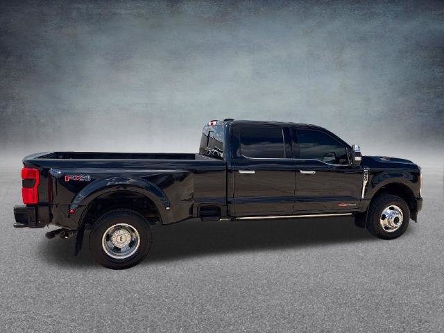 Certified 2025 Ford F350 Platinum w/ Platinum Plus Package AWD/4WD image 6