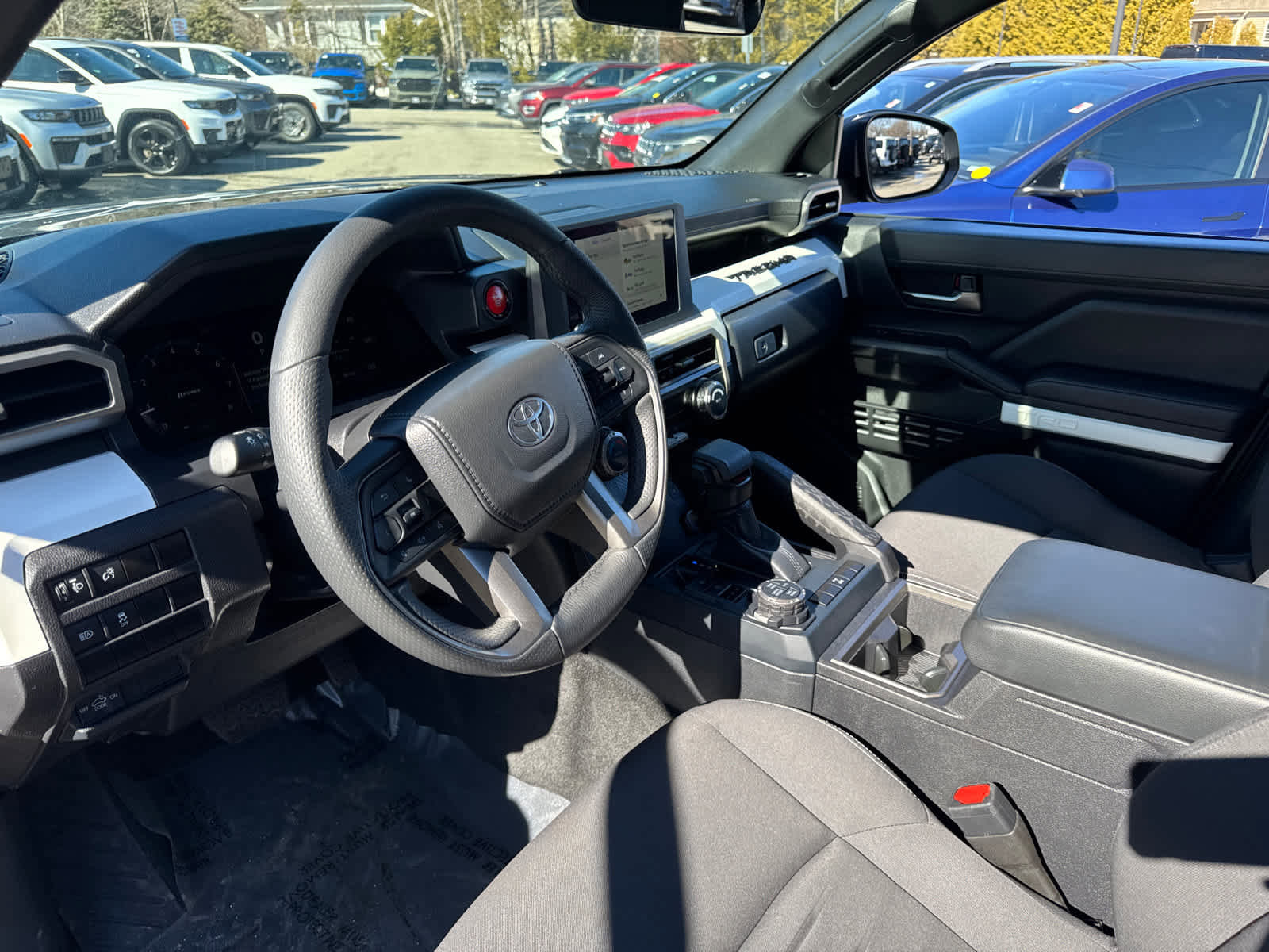 Used 2024 Toyota Tacoma TRD Off-Road image 12