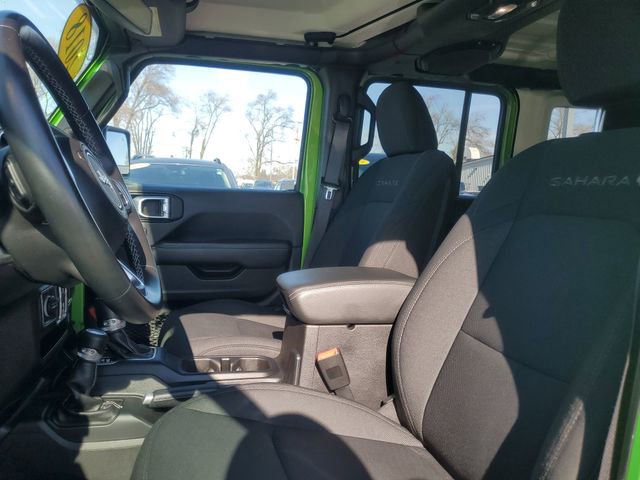 Used 2018 Jeep Wrangler Unlimited Sahara w/ Dual Top Group image 13