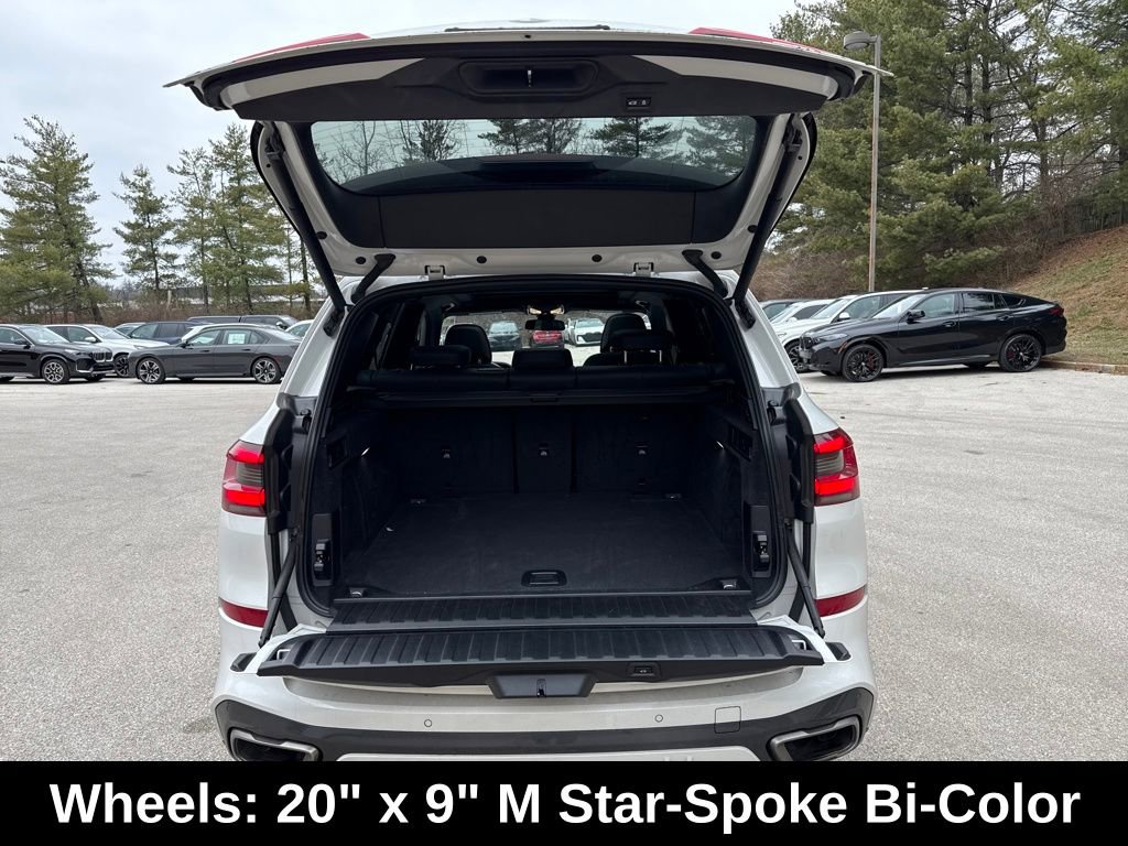 Used 2023 BMW X5 M50i w/ Climate Comfort Package image 30