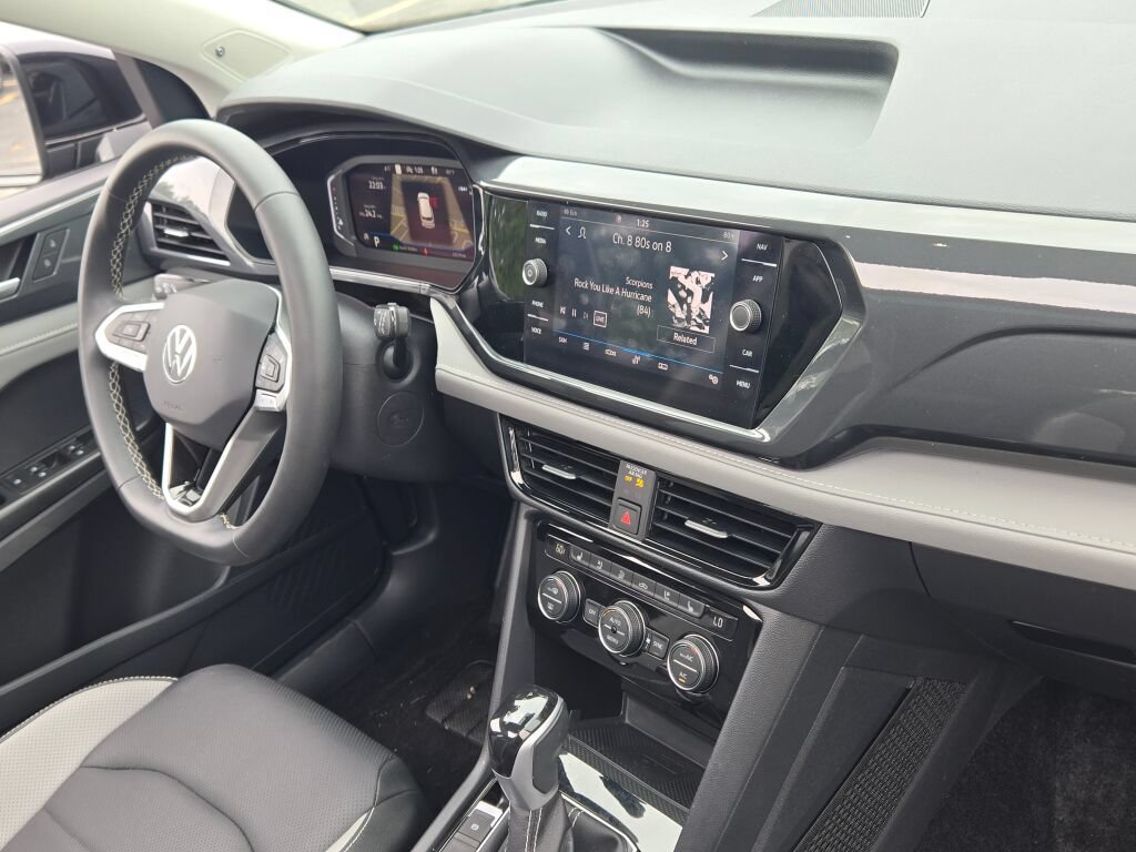 Used 2023 Volkswagen Taos SEL AWD/4WD image 8