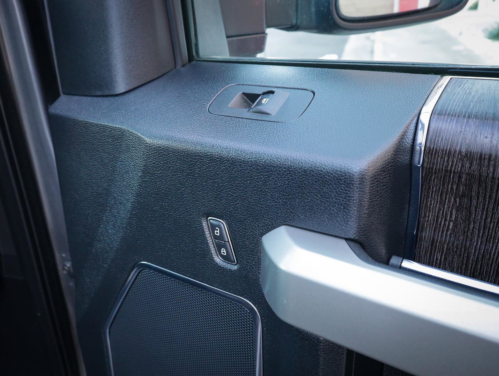 Used 2021 Ford F250 Lariat w/ Tremor Off-Road Package image 26