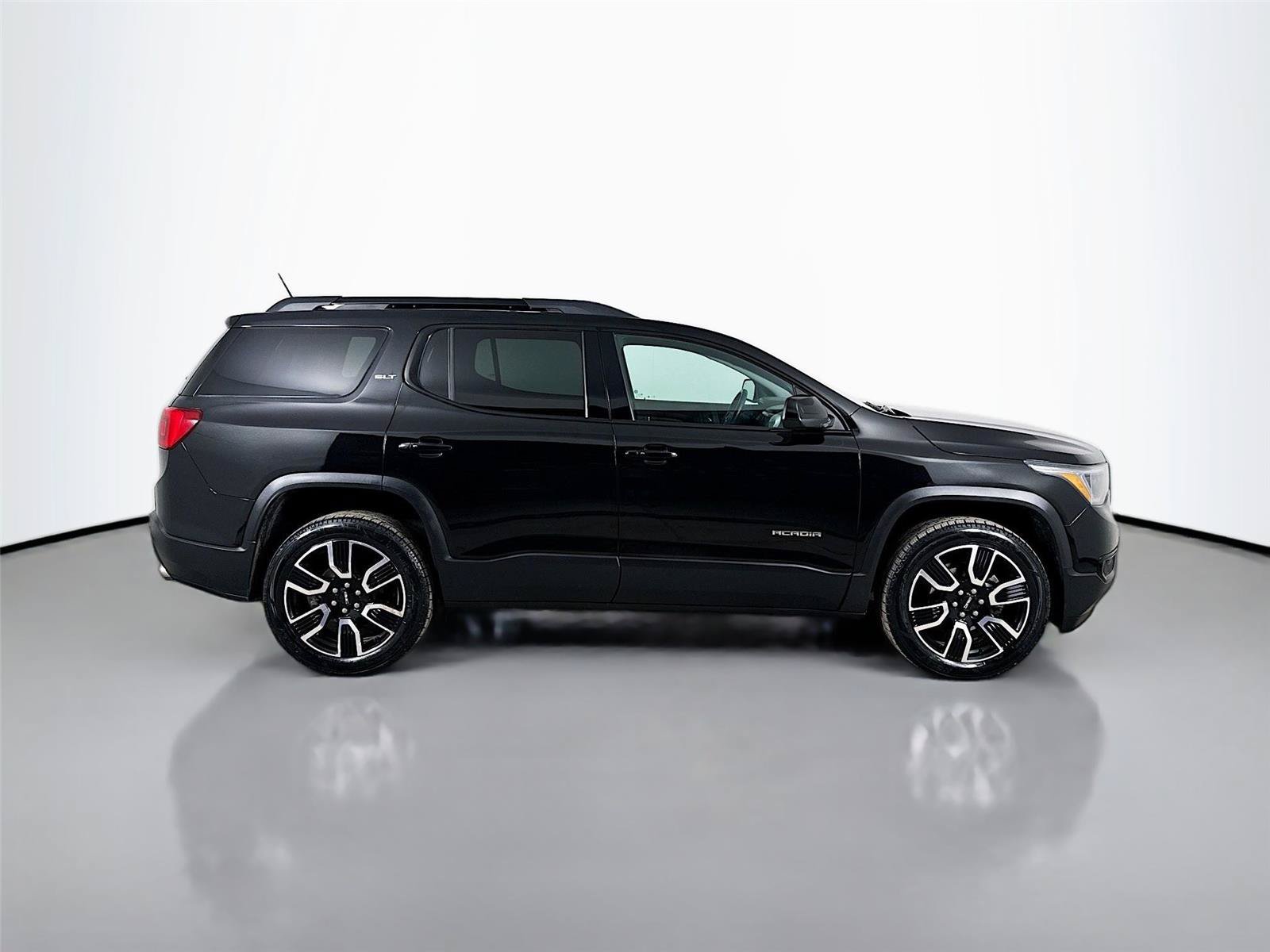 Used 2019 GMC Acadia SLT w/ Black Edition AWD/4WD image 10
