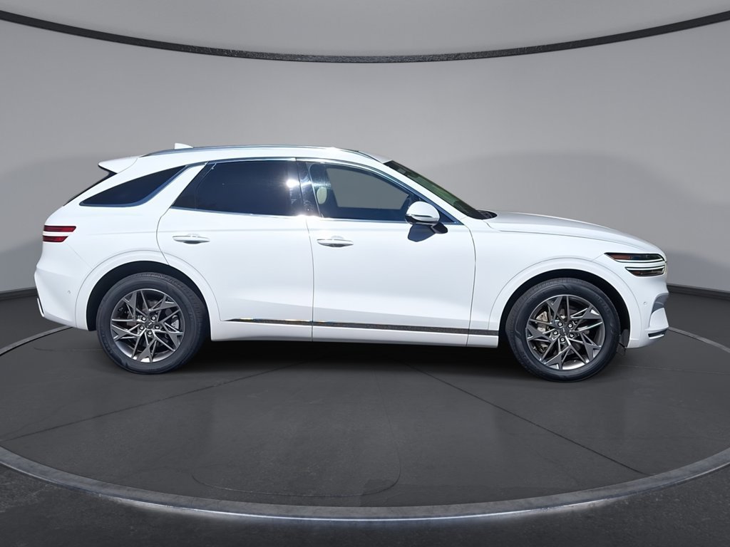 Used 2023 Genesis GV70 2.5T w/ Advanced Package AWD/4WD image 5