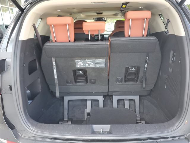 Certified 2025 Kia Carnival SX Prestige FWD image 6