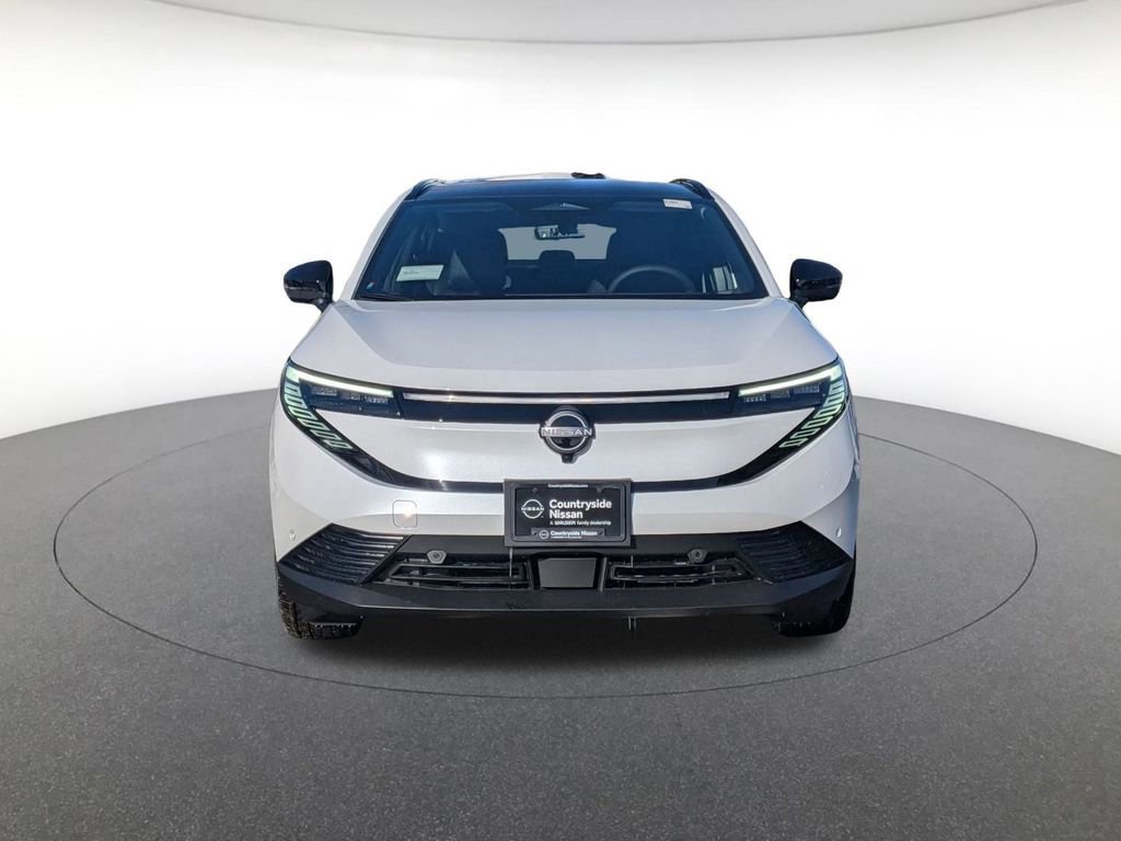 New 2026 Nissan Leaf Platinum+ w/ Cargo Package (Platinum+) image 2