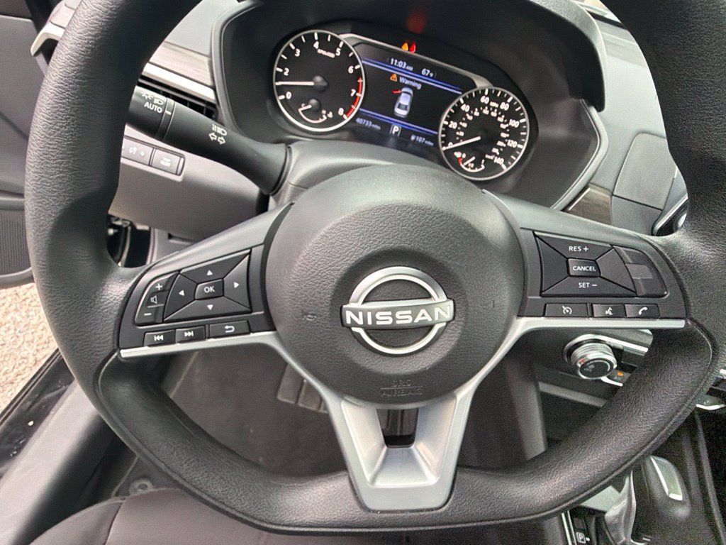 Used 2025 Nissan Altima 2.5 SV AWD/4WD image 16