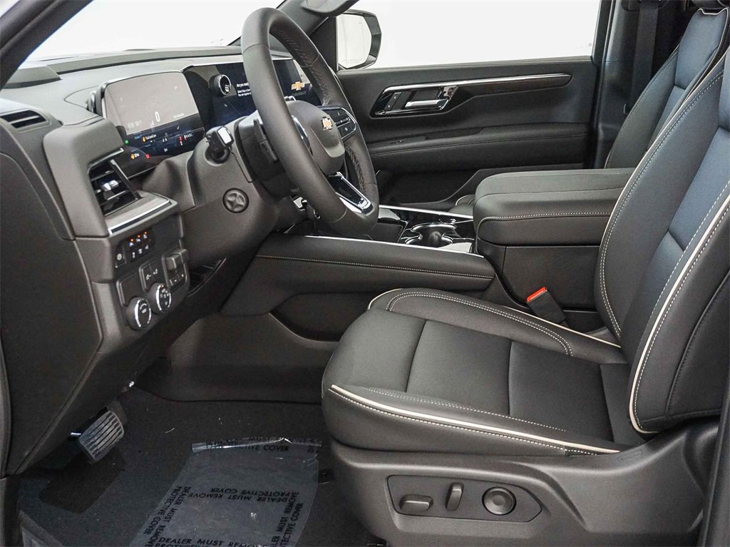 New 2026 Chevrolet Suburban Premier w/ Sun And Tow Package image 17
