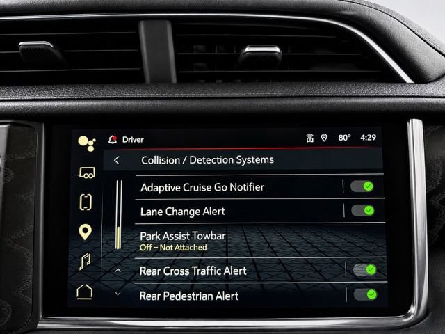 Used 2023 GMC Yukon Denali w/ Advanced Technology Package AWD/4WD image 38