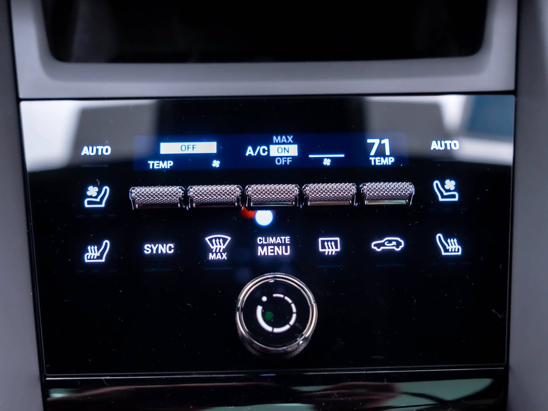 New 2026 Porsche Macan 4 Electric AWD/4WD image 28