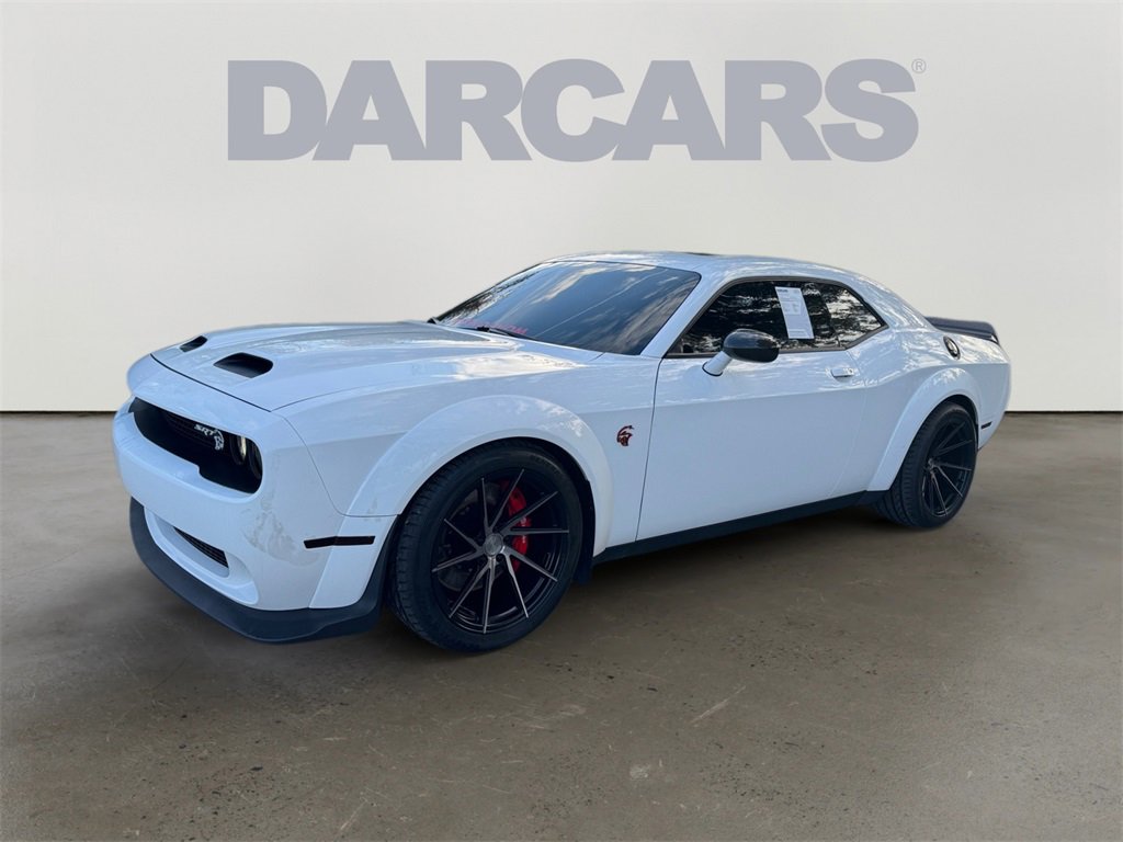 Used 2019 Dodge Challenger SRT Hellcat image 3