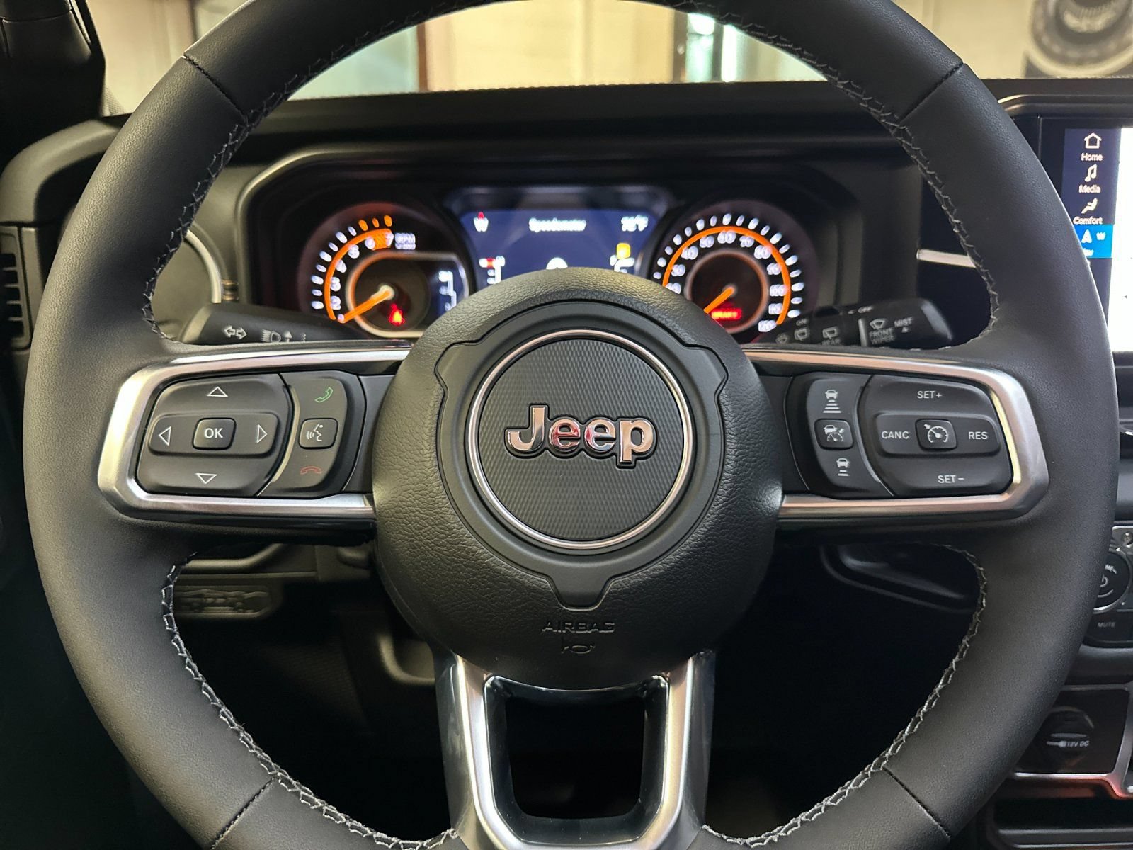 New 2026 Jeep Wrangler Unlimited Sahara AWD/4WD image 23