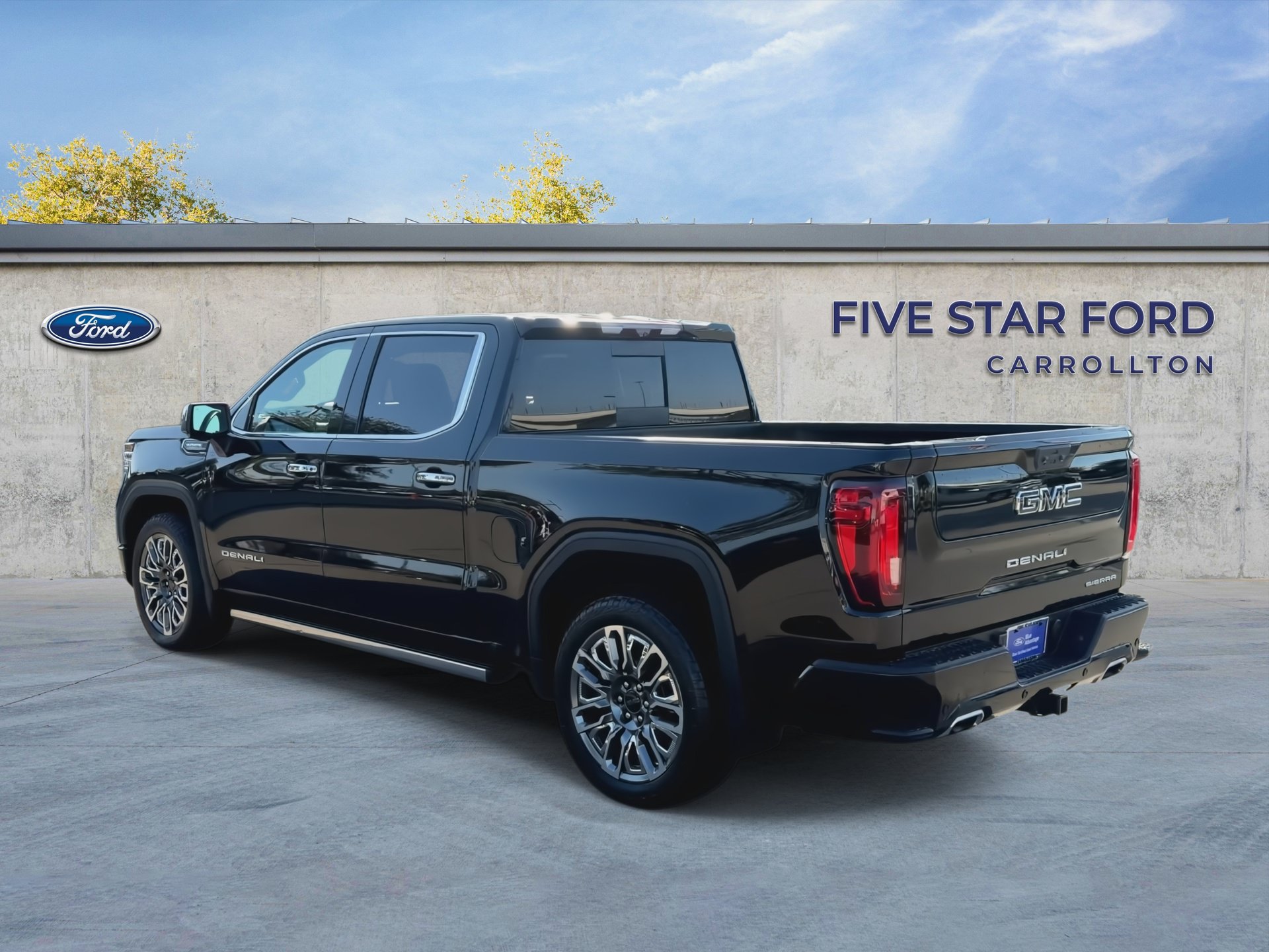 Used 2023 GMC Sierra 1500 Denali Ultimate AWD/4WD image 6
