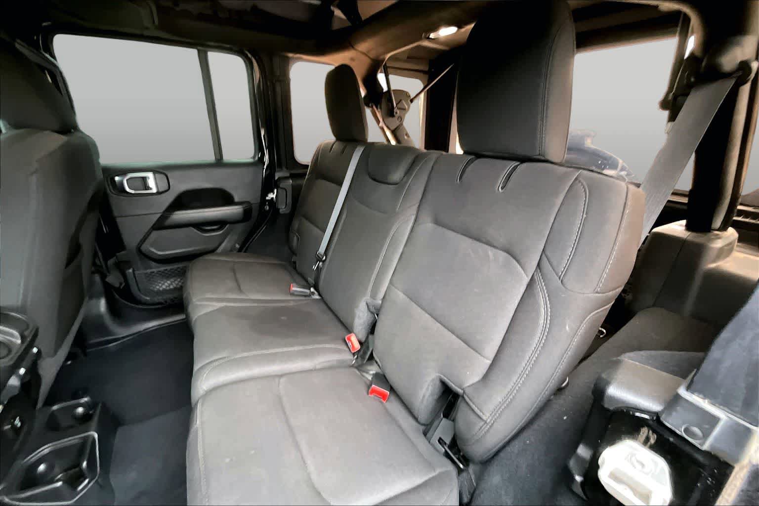 Certified 2023 Jeep Wrangler Unlimited Sahara AWD/4WD image 22