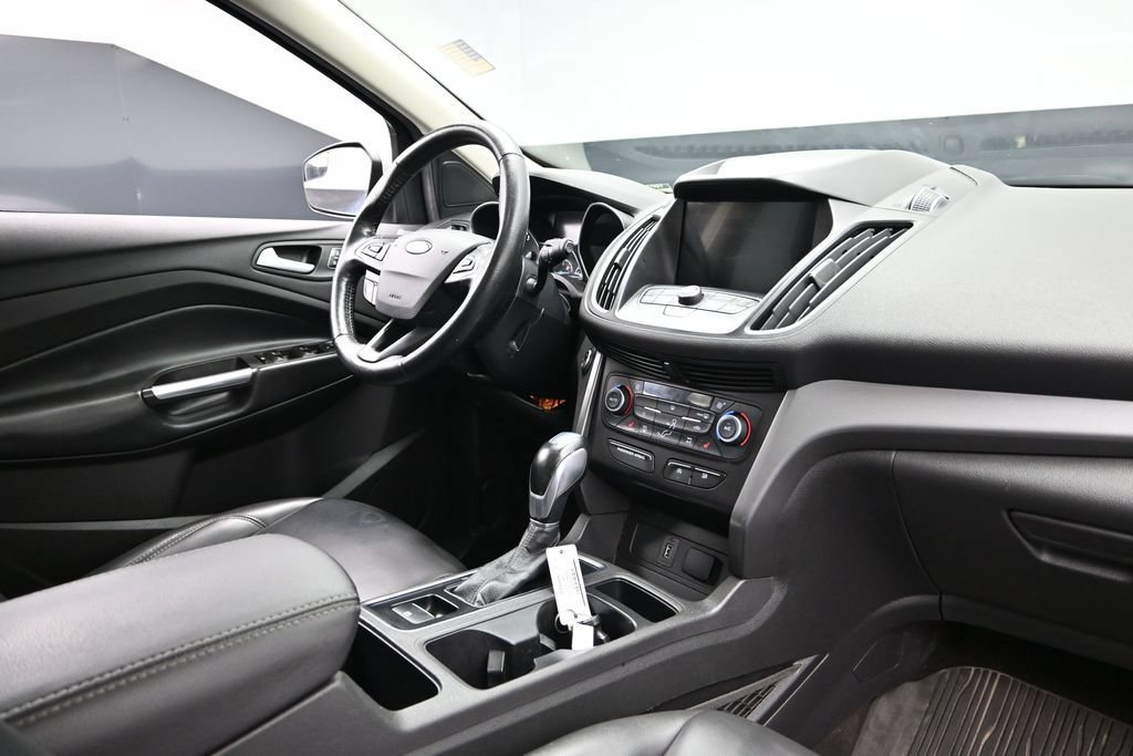 Used 2019 Ford Escape SEL w/ Sun & Style Package FWD image 14