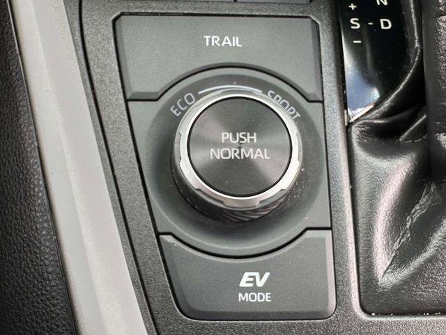 Used 2024 Toyota RAV4 XLE w/ Weather Package image 28