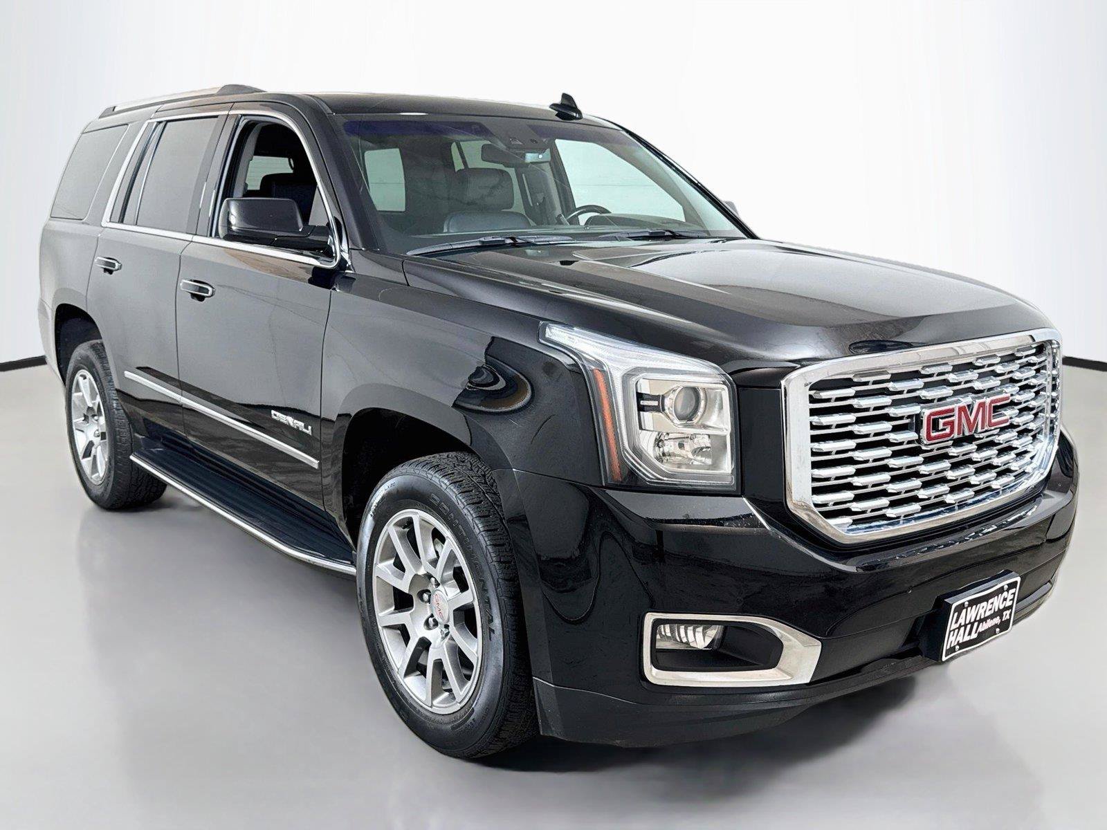 Used 2019 GMC Yukon Denali w/ Open Road Package RWD image 3