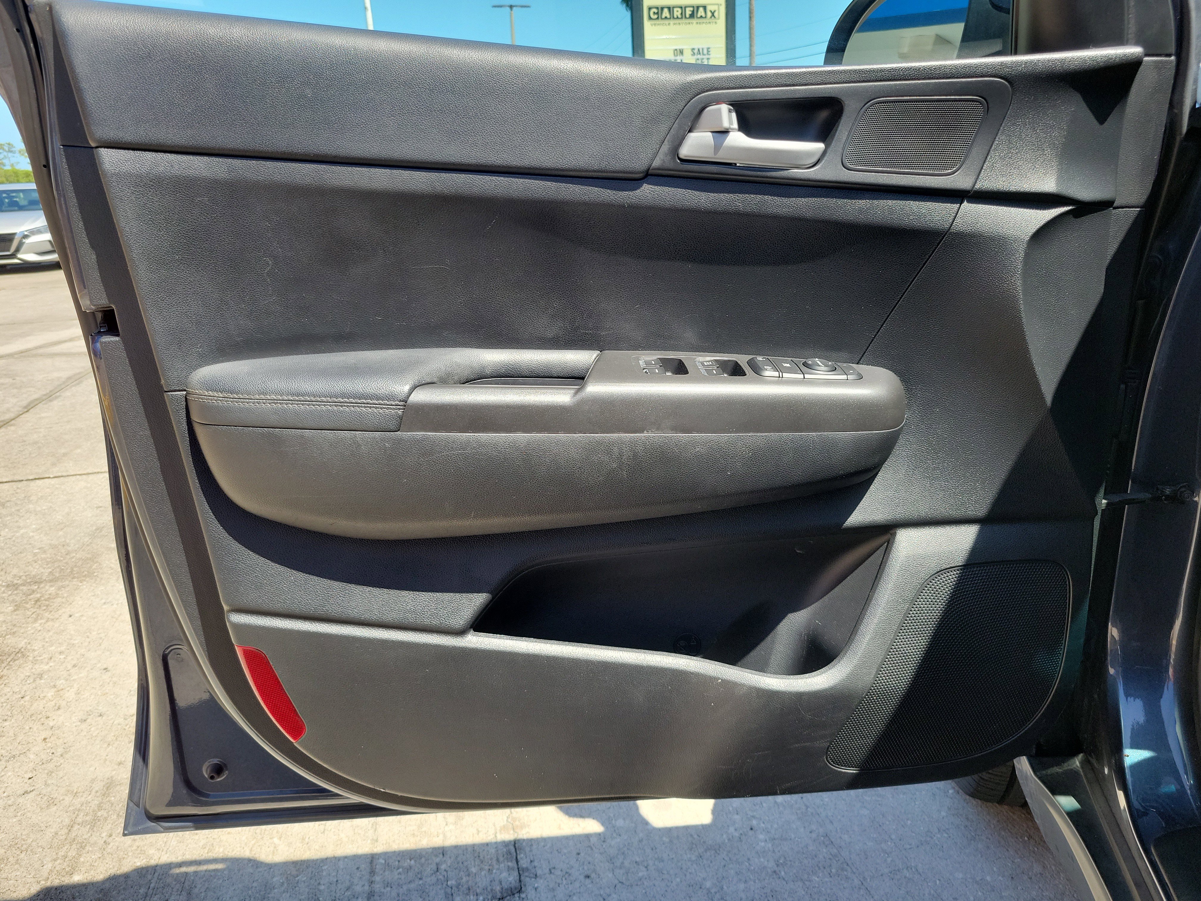 Used 2018 Kia Sportage LX image 14