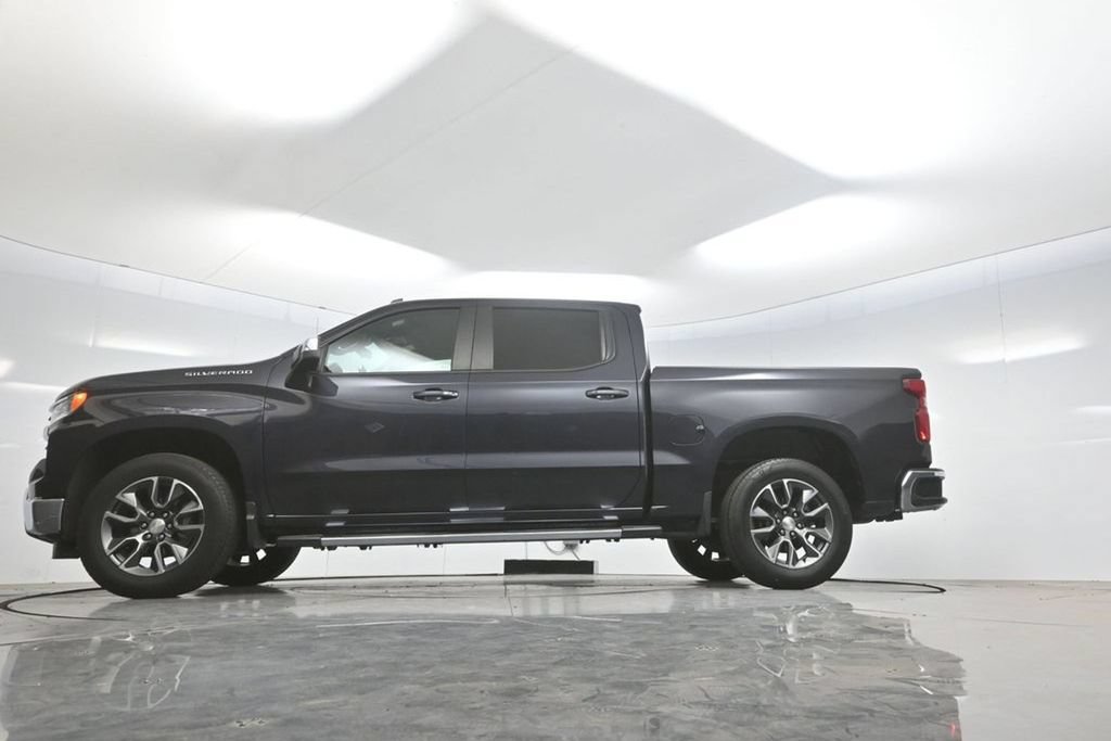 Used 2022 Chevrolet Silverado 1500 LT RWD image 7