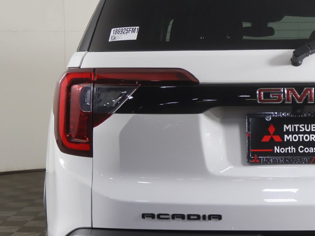 Used 2023 GMC Acadia SLT w/ Elevation Edition AWD/4WD image 18