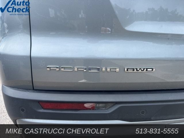 Used 2026 GMC Acadia Elevation w/ Elevation Premium Package AWD/4WD image 5