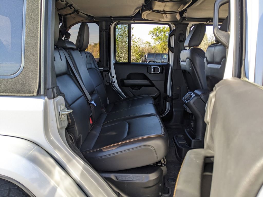 Used 2024 Jeep Wrangler Unlimited Sahara w/ Technology Group image 50