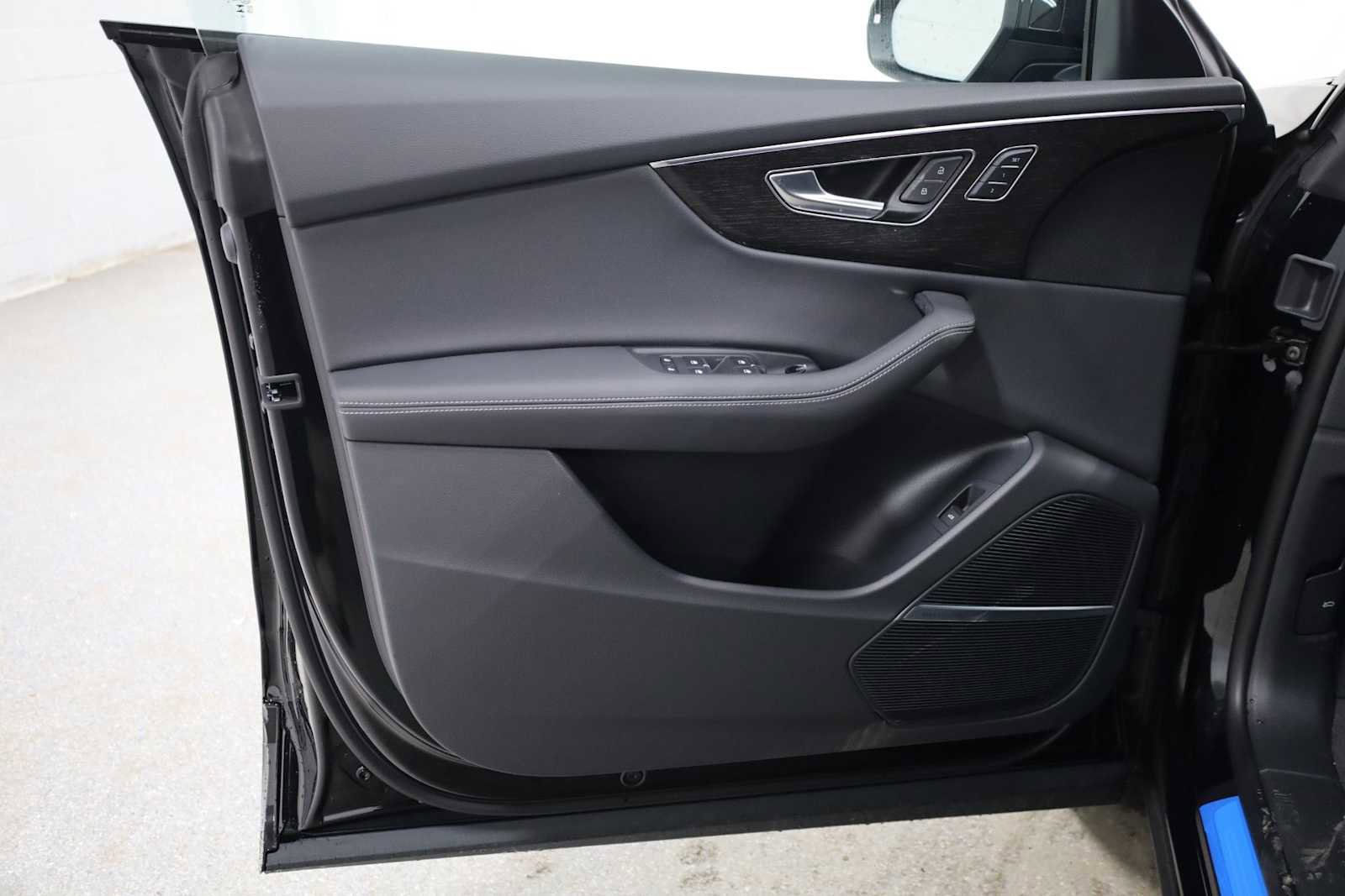 New 2026 Audi Q8 Premium Plus image 16