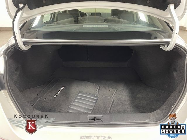Used 2025 Nissan Sentra SR w/ SR Premium Package FWD image 26