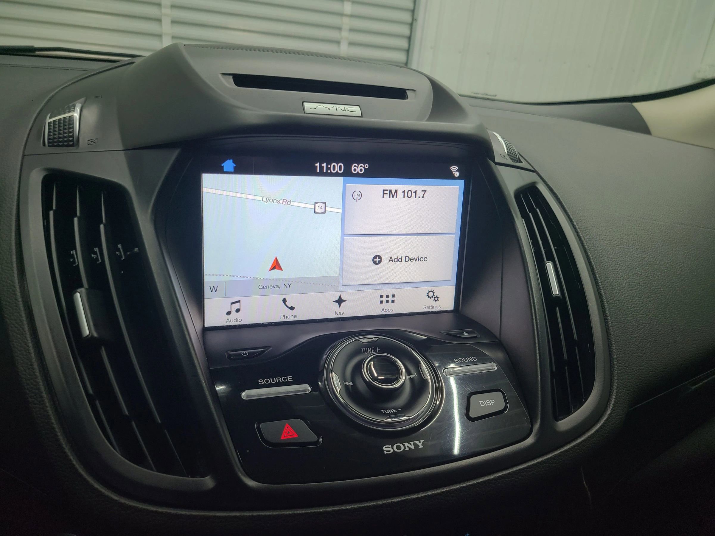 Used 2017 Ford Escape Titanium AWD/4WD image 32