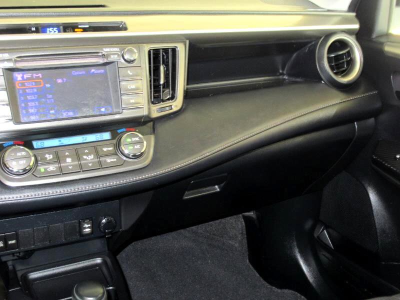 Used 2013 Toyota RAV4 XLE image 24