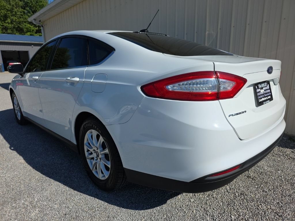 Used 2016 Ford Fusion S FWD image 7