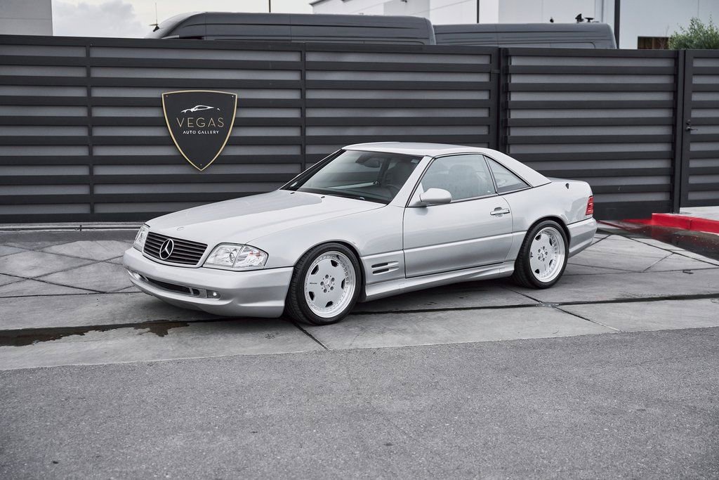 Used 2002 Mercedes-Benz SL 500 w/ SL2 Option Pkg image 5