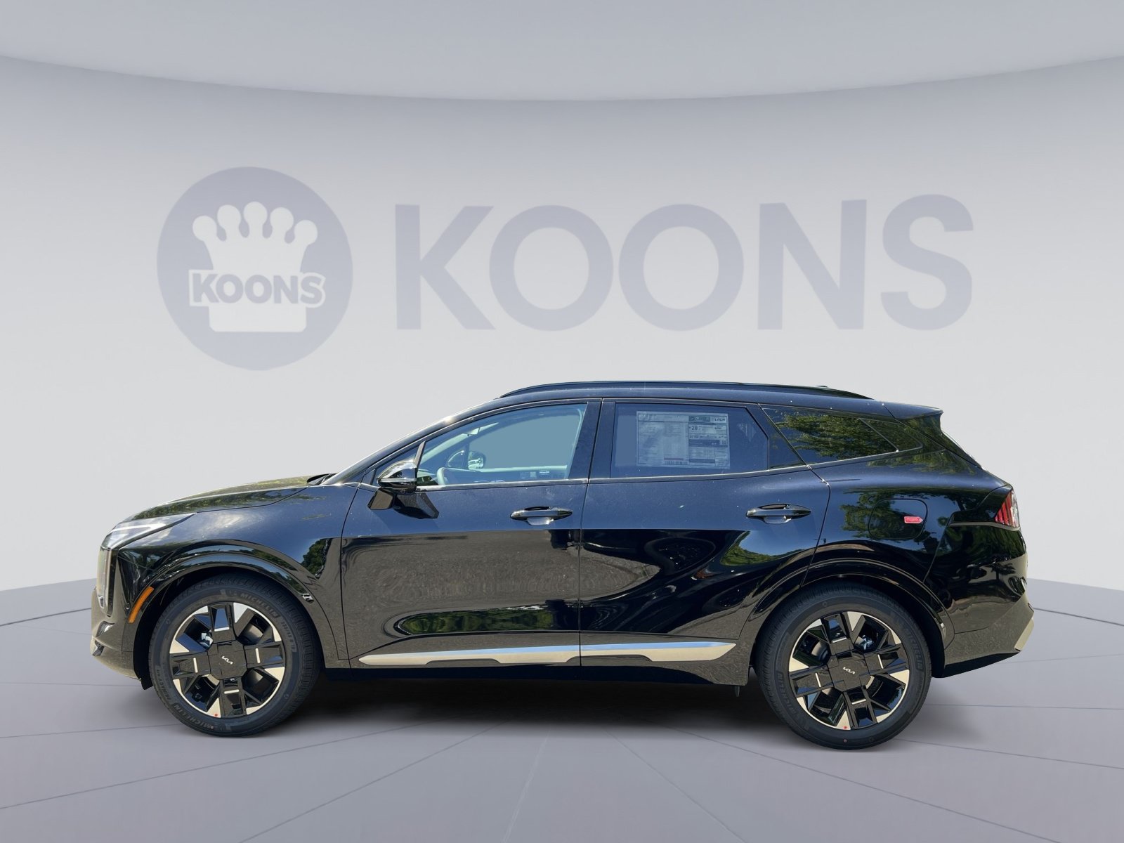 New 2026 Kia Sportage SX FWD image 2