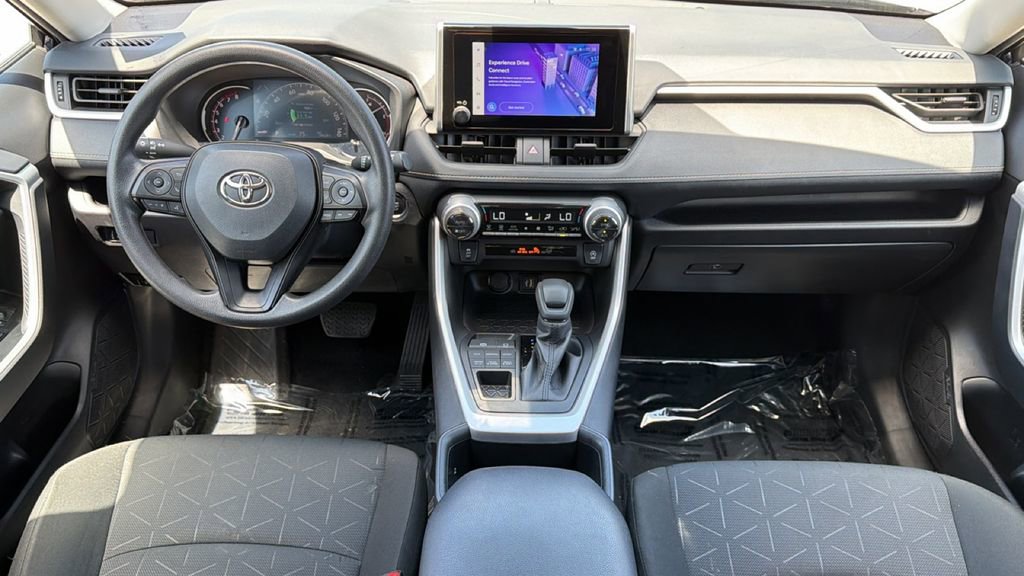 Certified 2025 Toyota RAV4 XLE image 36