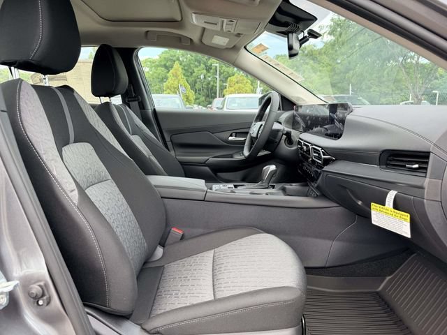 New 2026 Nissan Sentra SV w/ SV Convenience Package FWD image 10
