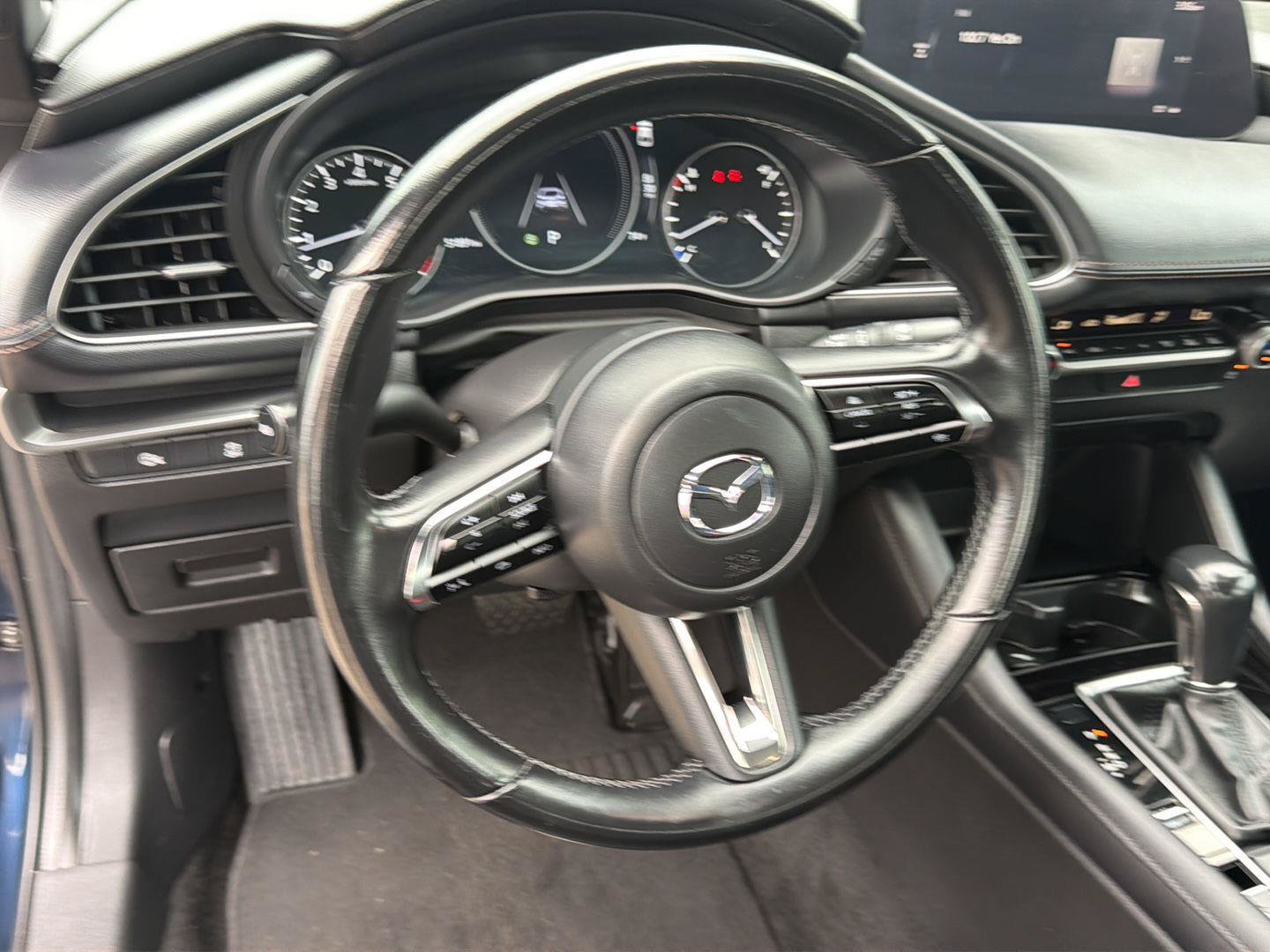 Used 2025 MAZDA MAZDA3 s Sport FWD image 18