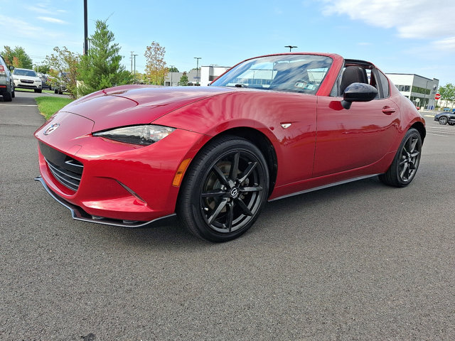 Used 2017 MAZDA MX-5 Miata RF Club RWD image 3