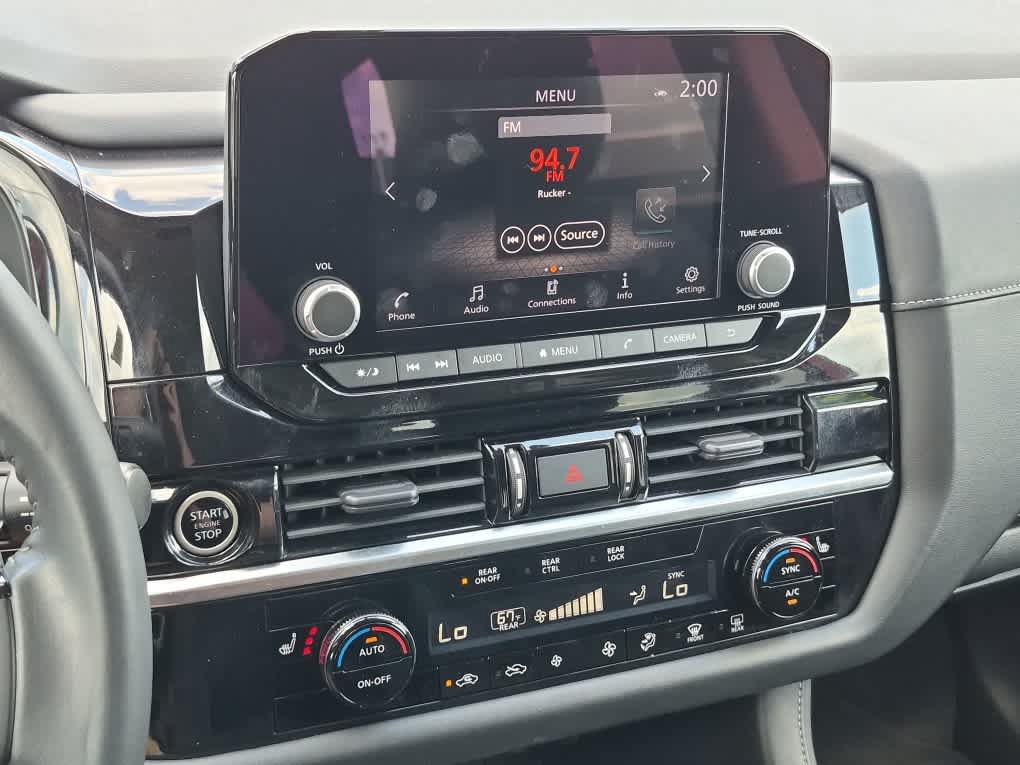 Used 2023 Nissan Pathfinder SV AWD/4WD image 15