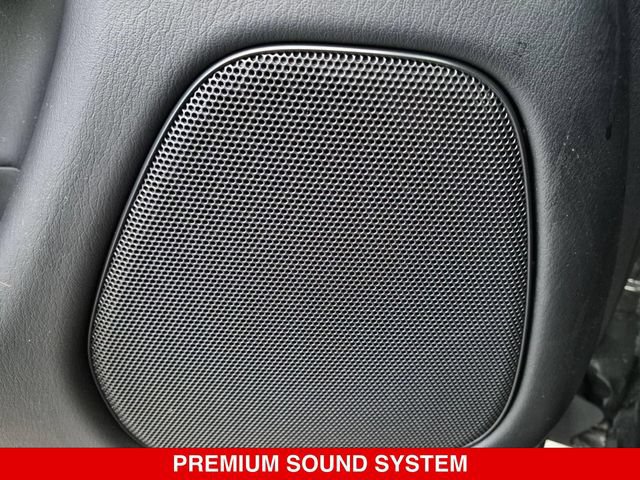 Used 2020 Nissan Pathfinder Platinum AWD/4WD image 13