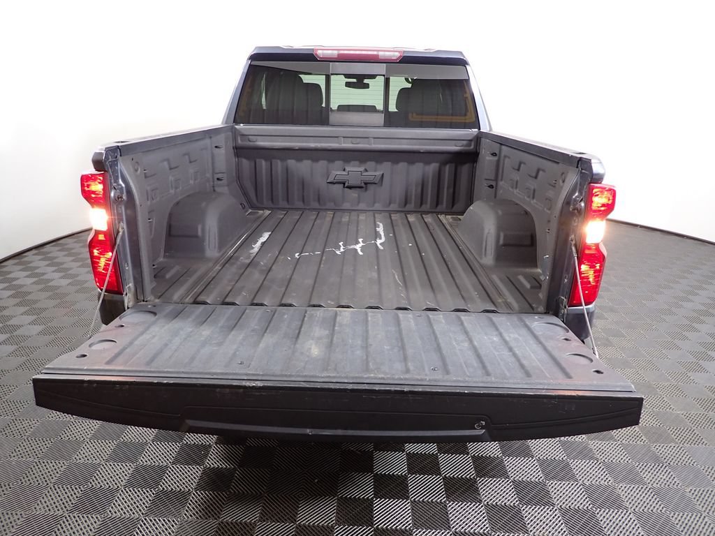Used 2020 Chevrolet Silverado 1500 LT w/ All-Star Edition AWD/4WD image 17