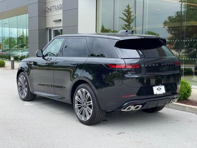 Used 2025 Land Rover Range Rover Sport Dynamic SE AWD/4WD image 3
